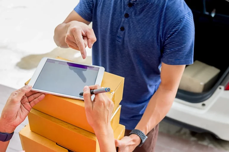 The Role of Last-Mile Delivery in Customer Experience