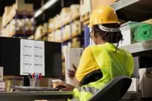 How E-Commerce Is Driving Logistics Innovation